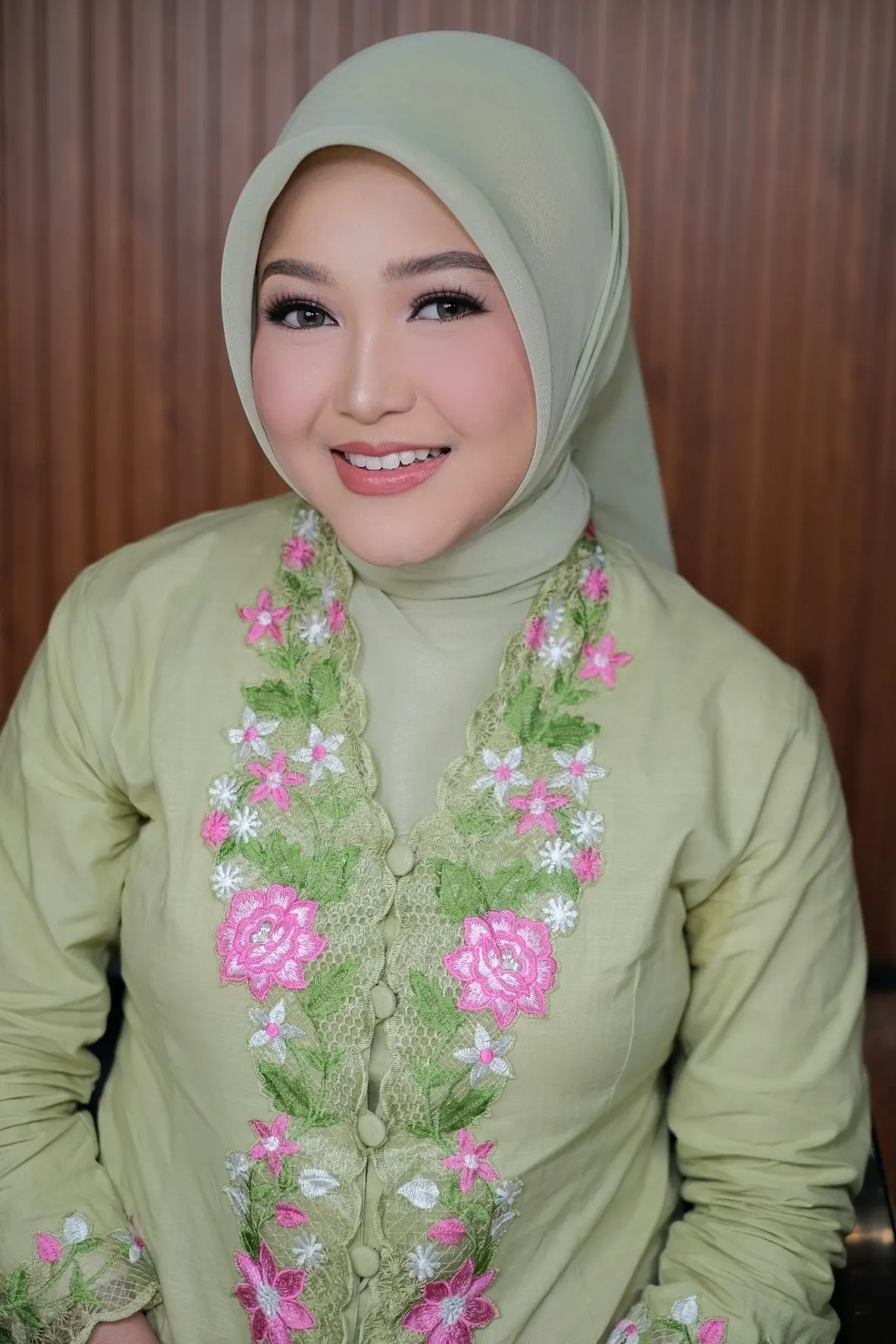 Riasan lembut oleh Fiqiatul Faidah
